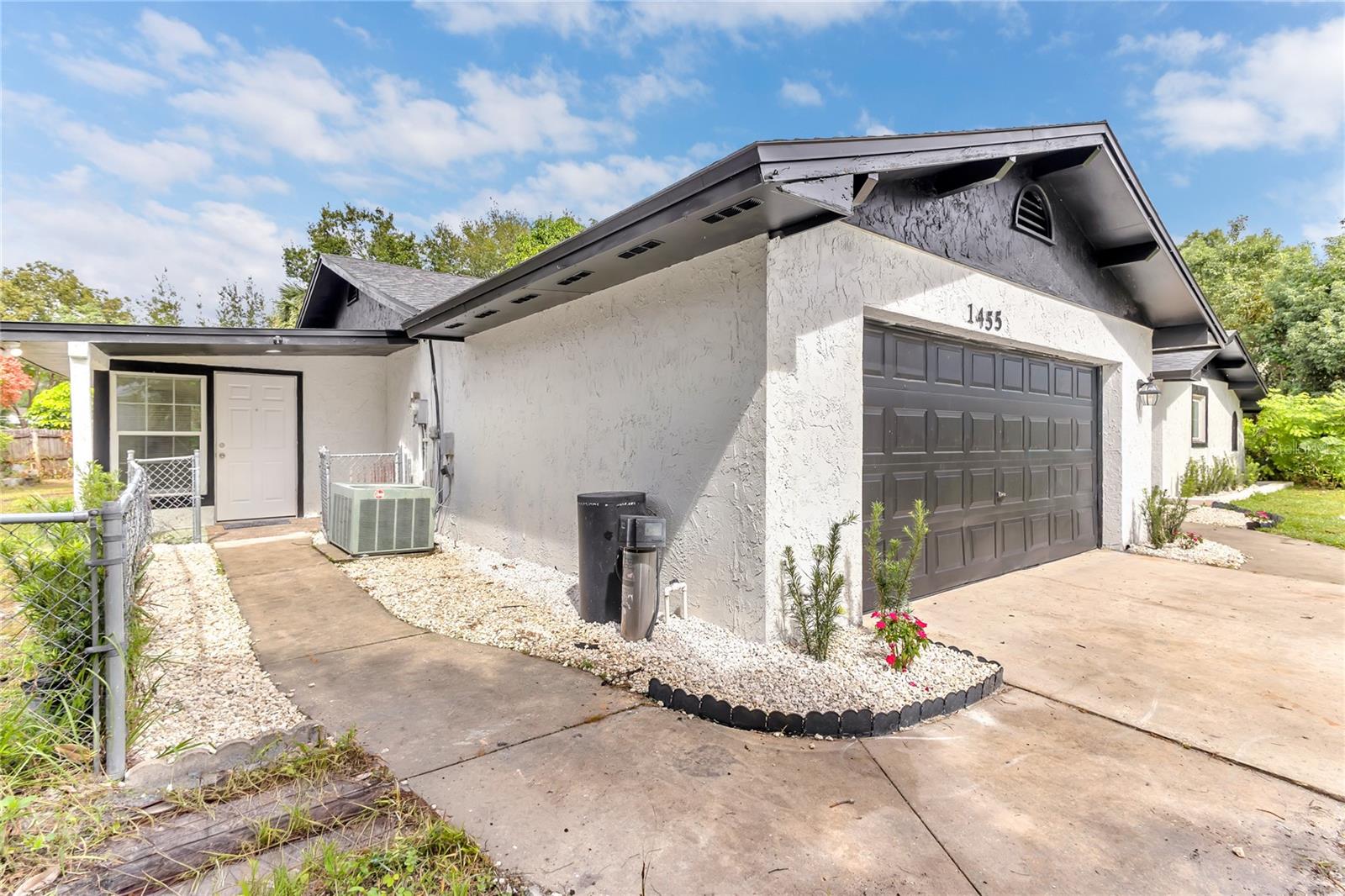 Image 5 of 46 For 1455 Heather Way