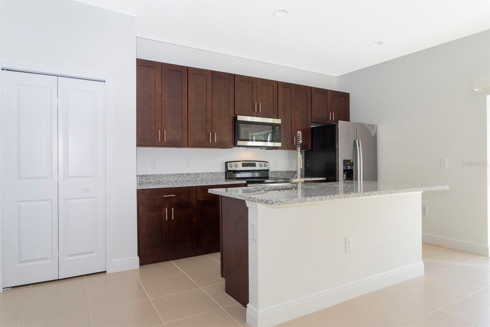 Image 6 of 30 For 16849 47th Court Road