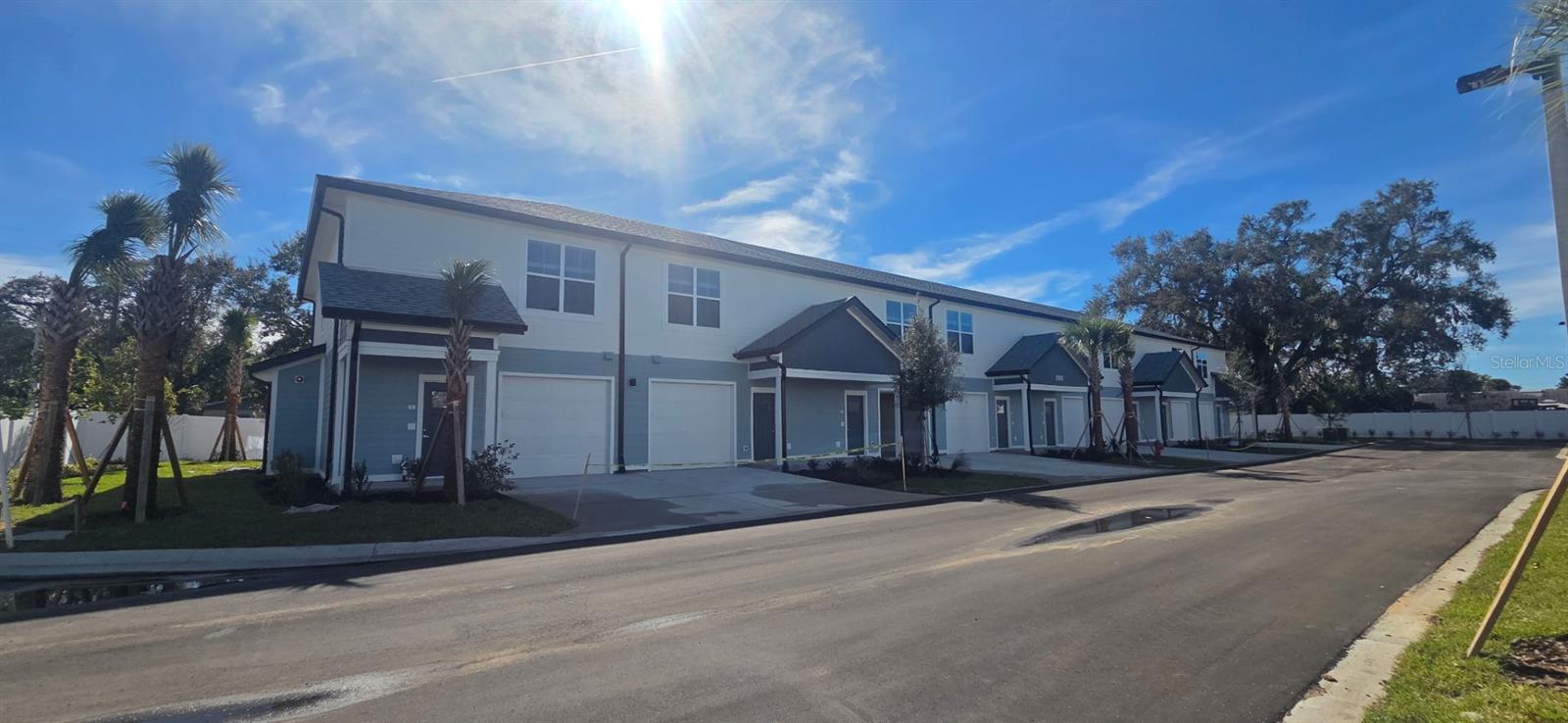 Image 29 of 30 For 1001 Caroline Street 1-01