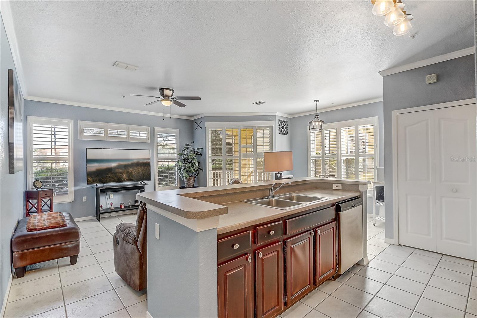 Image 16 of 34 For 1275 Lake Shadow Circle 13102