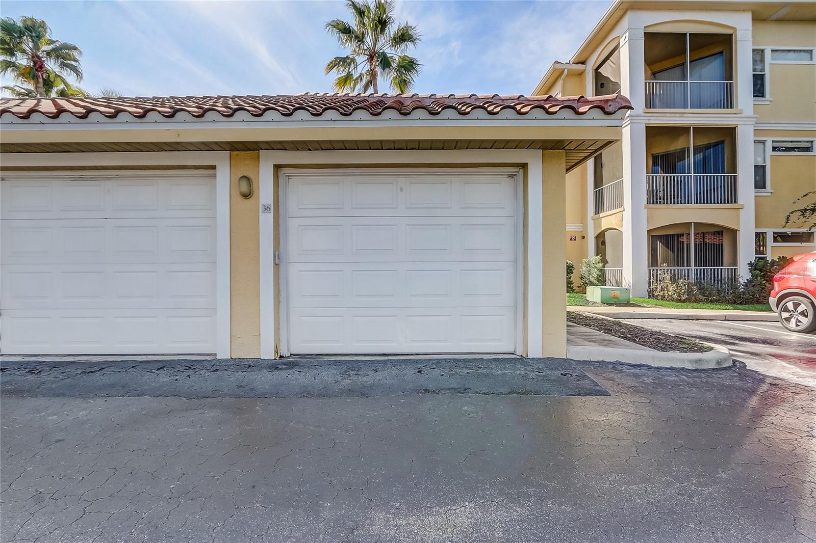 Image 3 of 34 For 1275 Lake Shadow Circle 13102