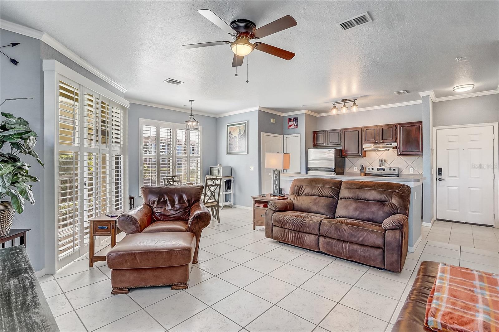 Image 9 of 34 For 1275 Lake Shadow Circle 13102