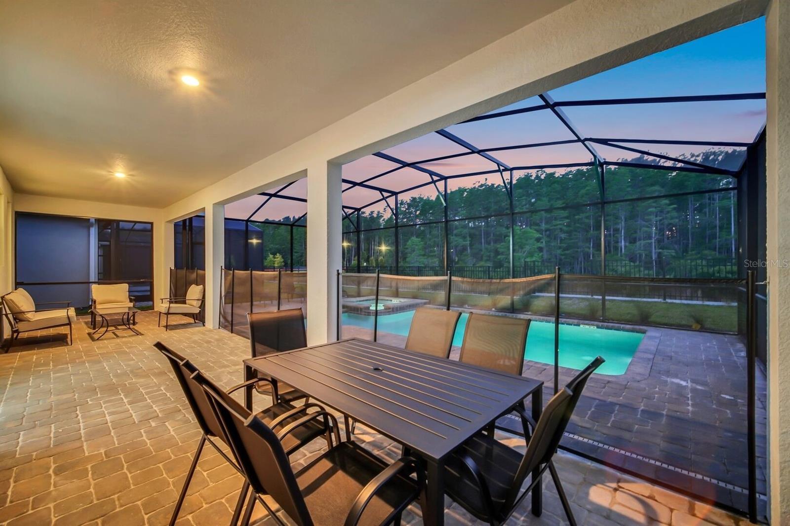 Image 11 of 72 For 2812 Simile Street