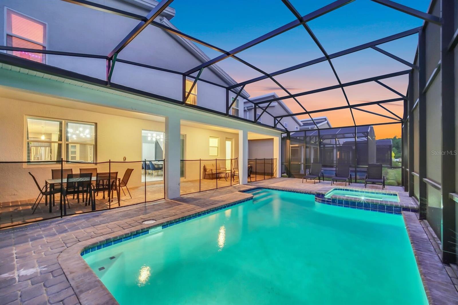 Image 18 of 72 For 2812 Simile Street