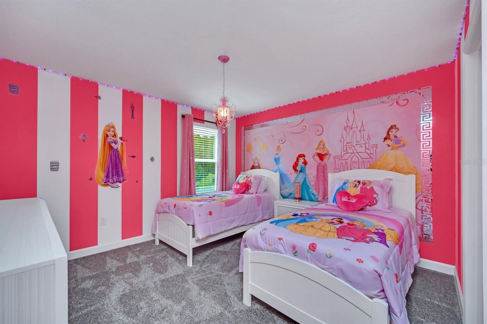 Image 22 of 72 For 2812 Simile Street