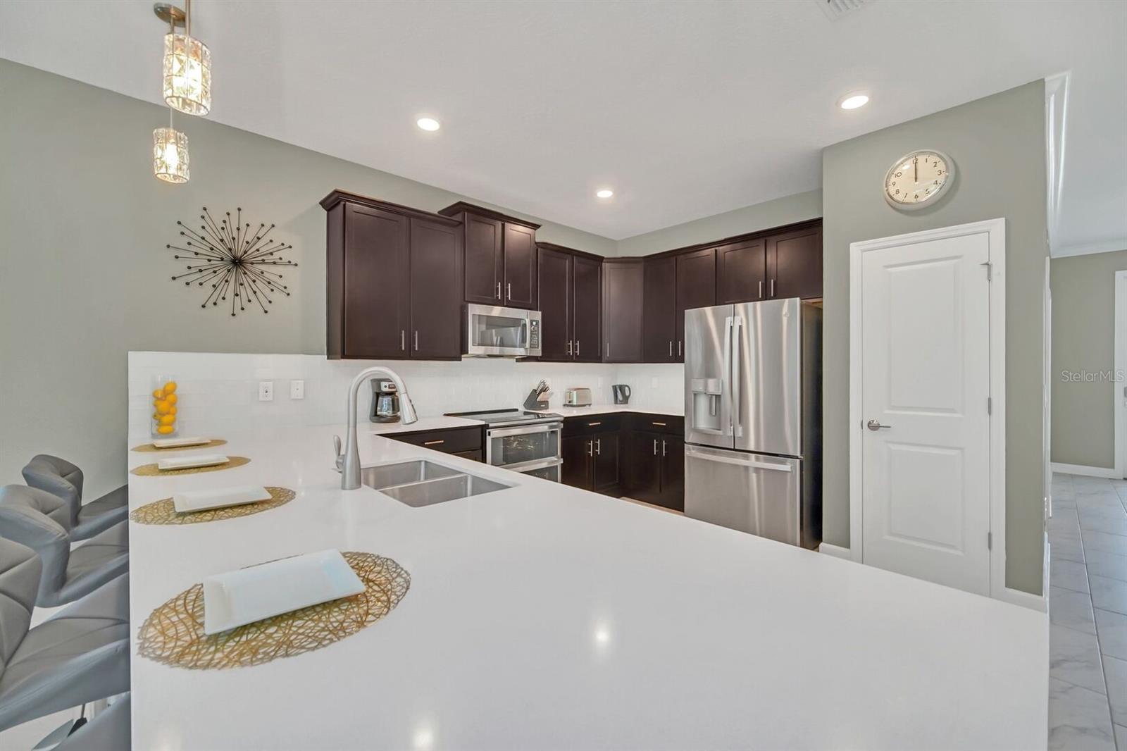 Image 39 of 72 For 2812 Simile Street