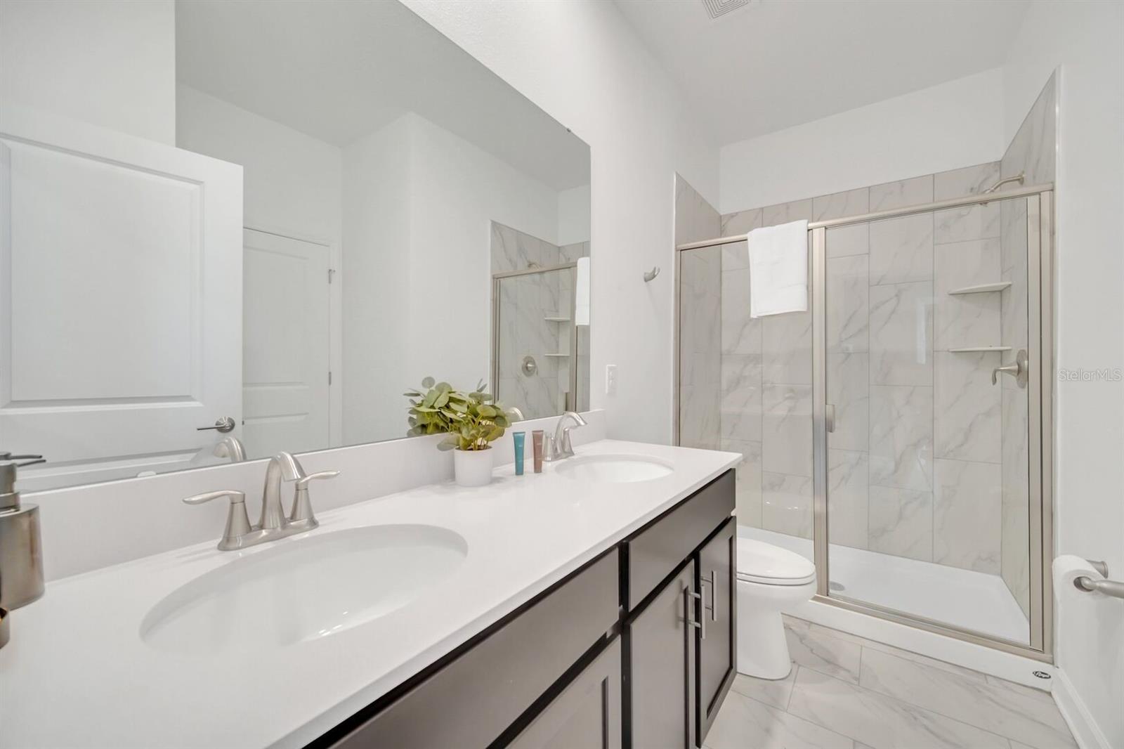 Image 47 of 72 For 2812 Simile Street