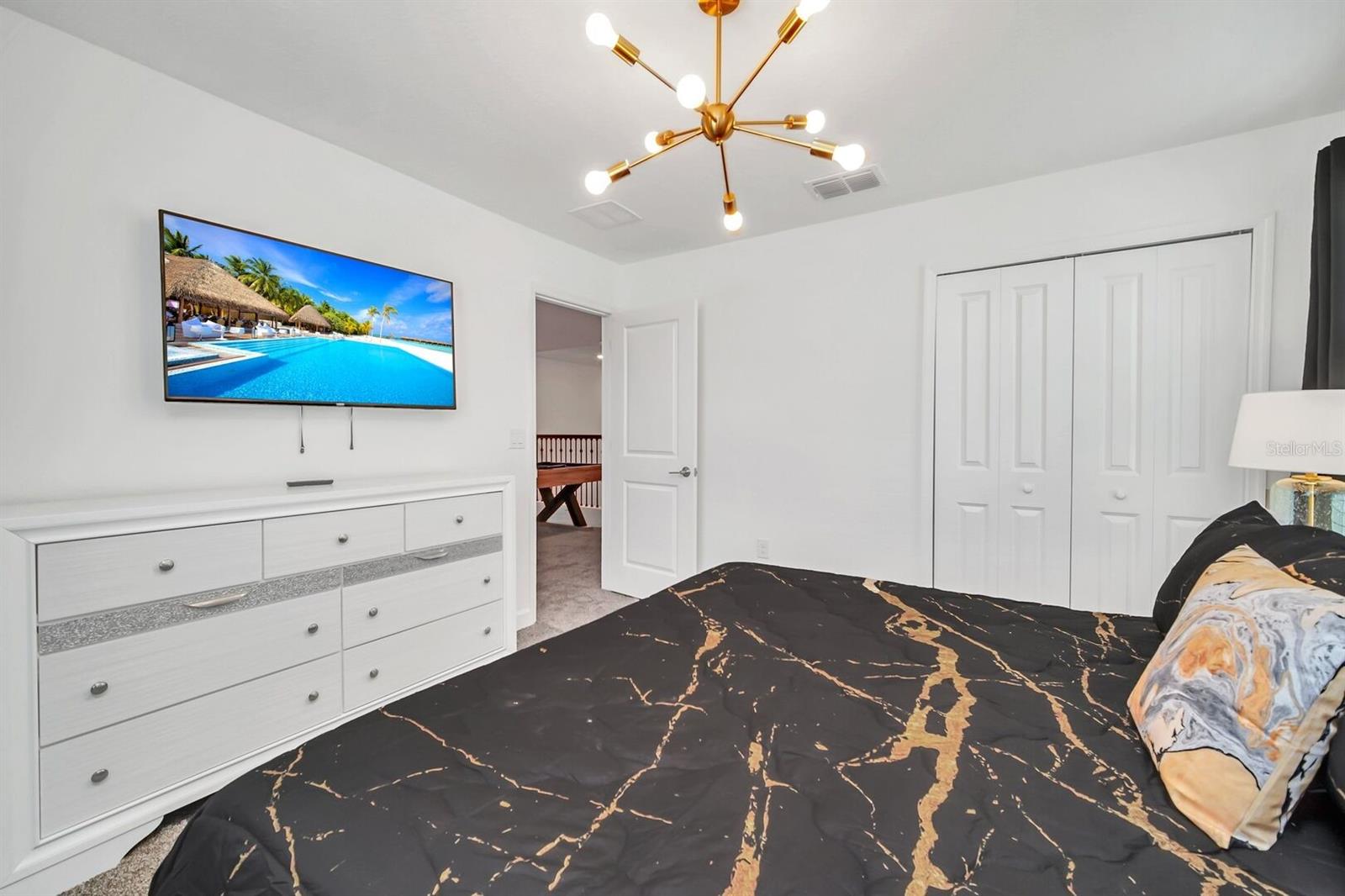 Image 53 of 72 For 2812 Simile Street