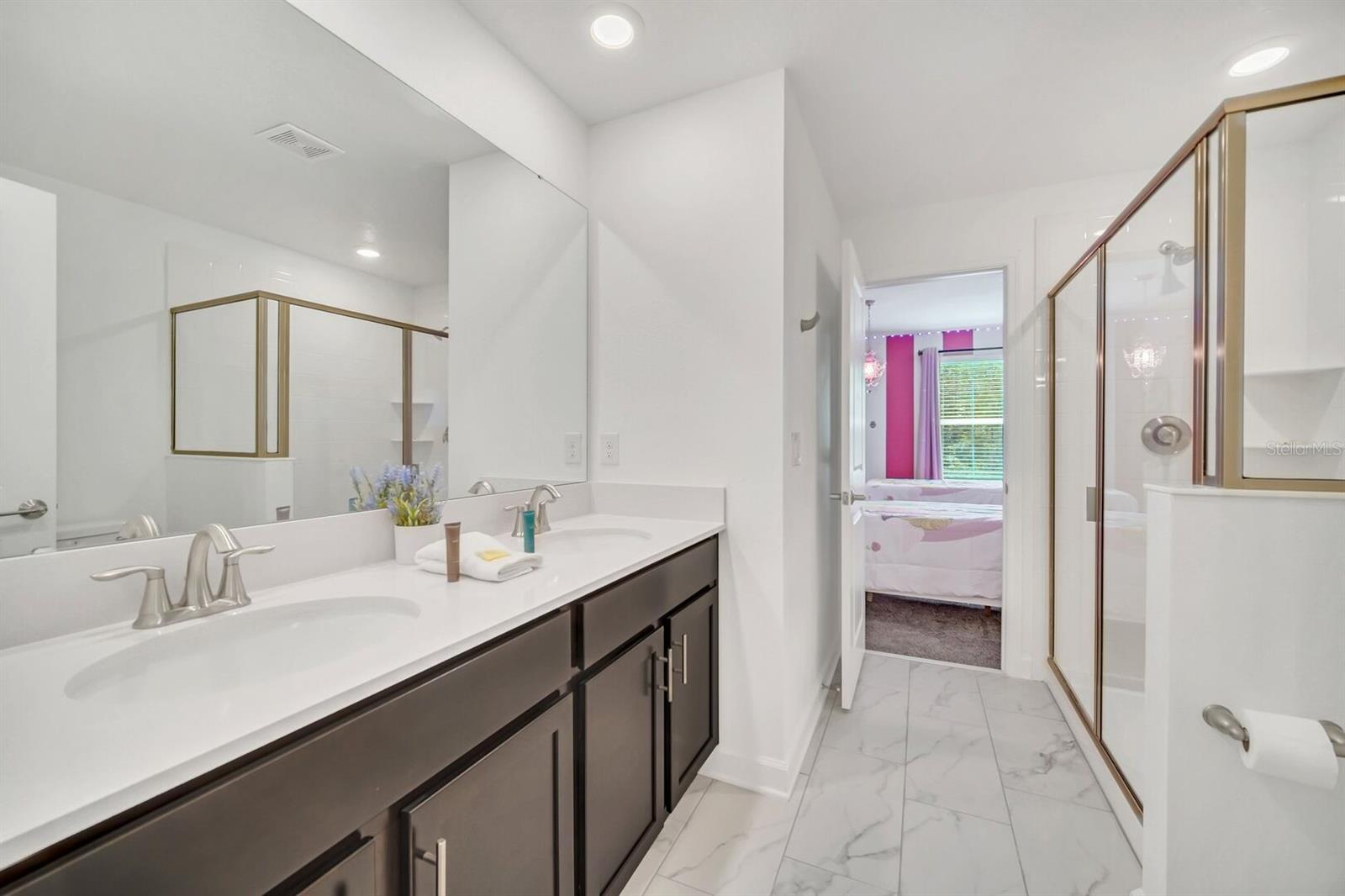 Image 55 of 72 For 2812 Simile Street