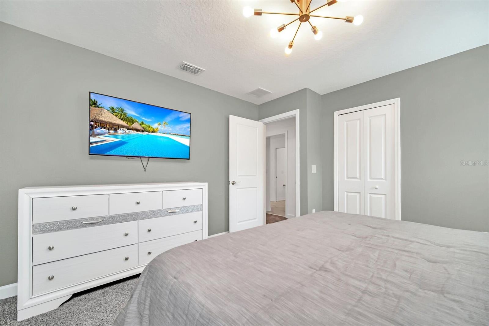 Image 57 of 72 For 2812 Simile Street