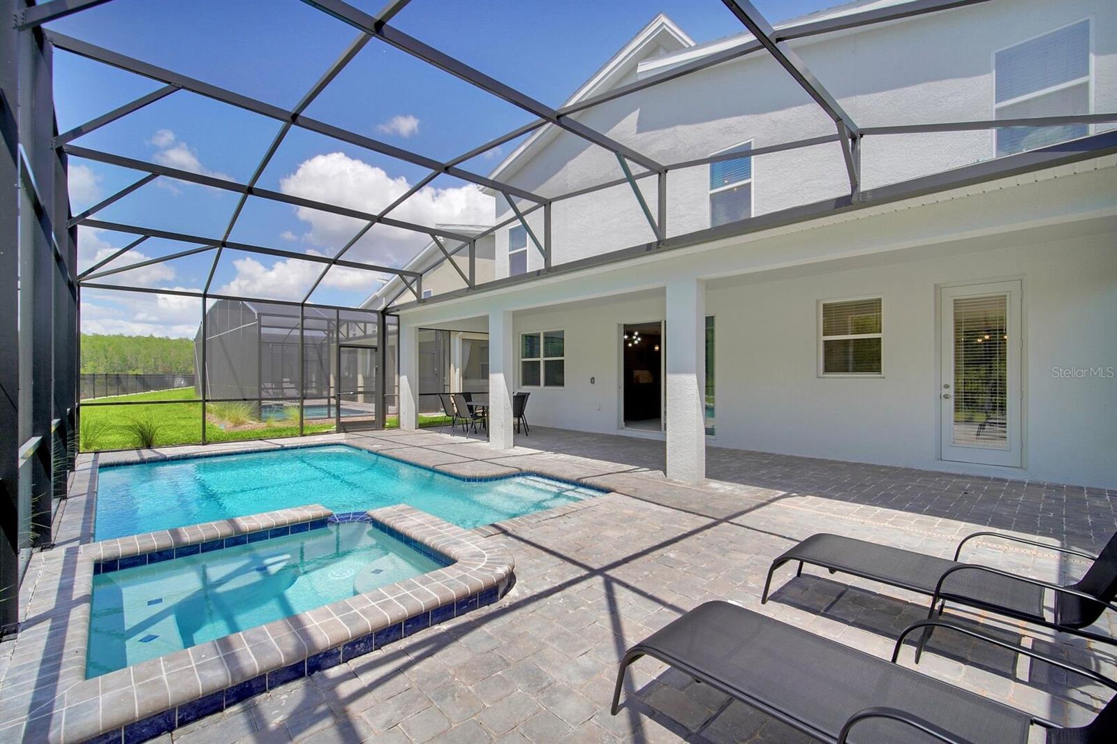 Image 65 of 72 For 2812 Simile Street