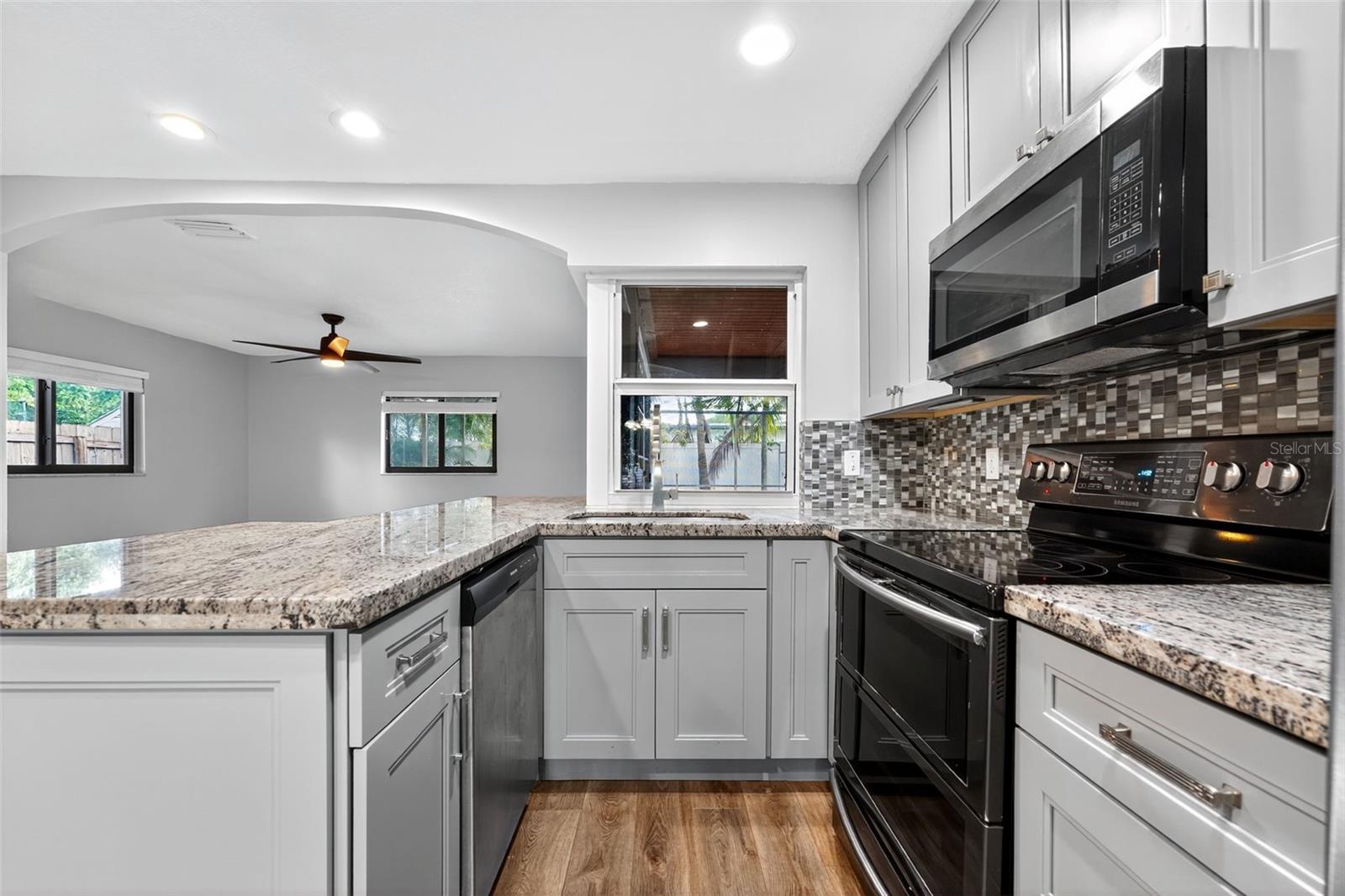 Image 14 of 37 For 264 79 Avenue