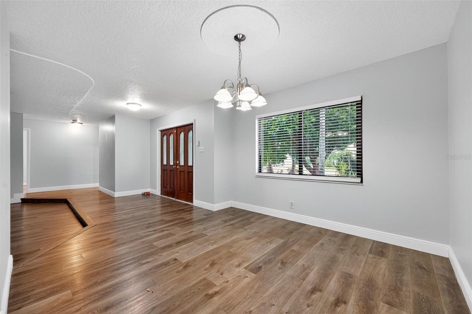 Image 7 of 37 For 264 79 Avenue