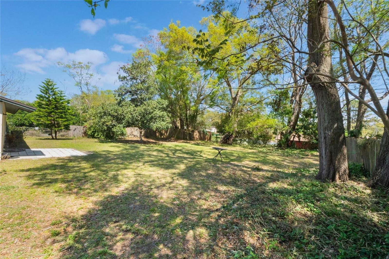 Image 17 of 18 For 913 Jacaranda Drive