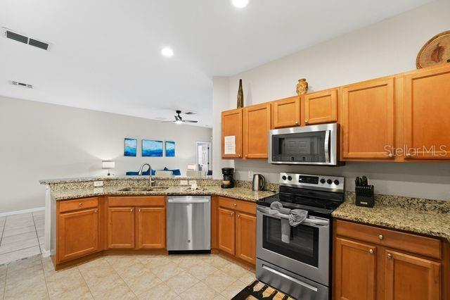 Image 10 of 25 For 16704 Lazy Breeze Loop