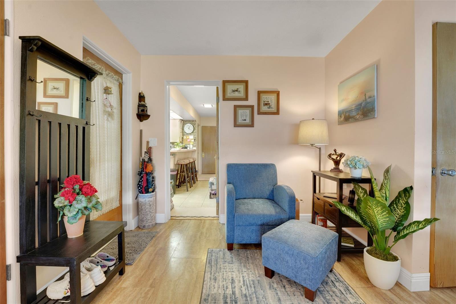 Image 13 of 63 For 7001 Skylane Drive