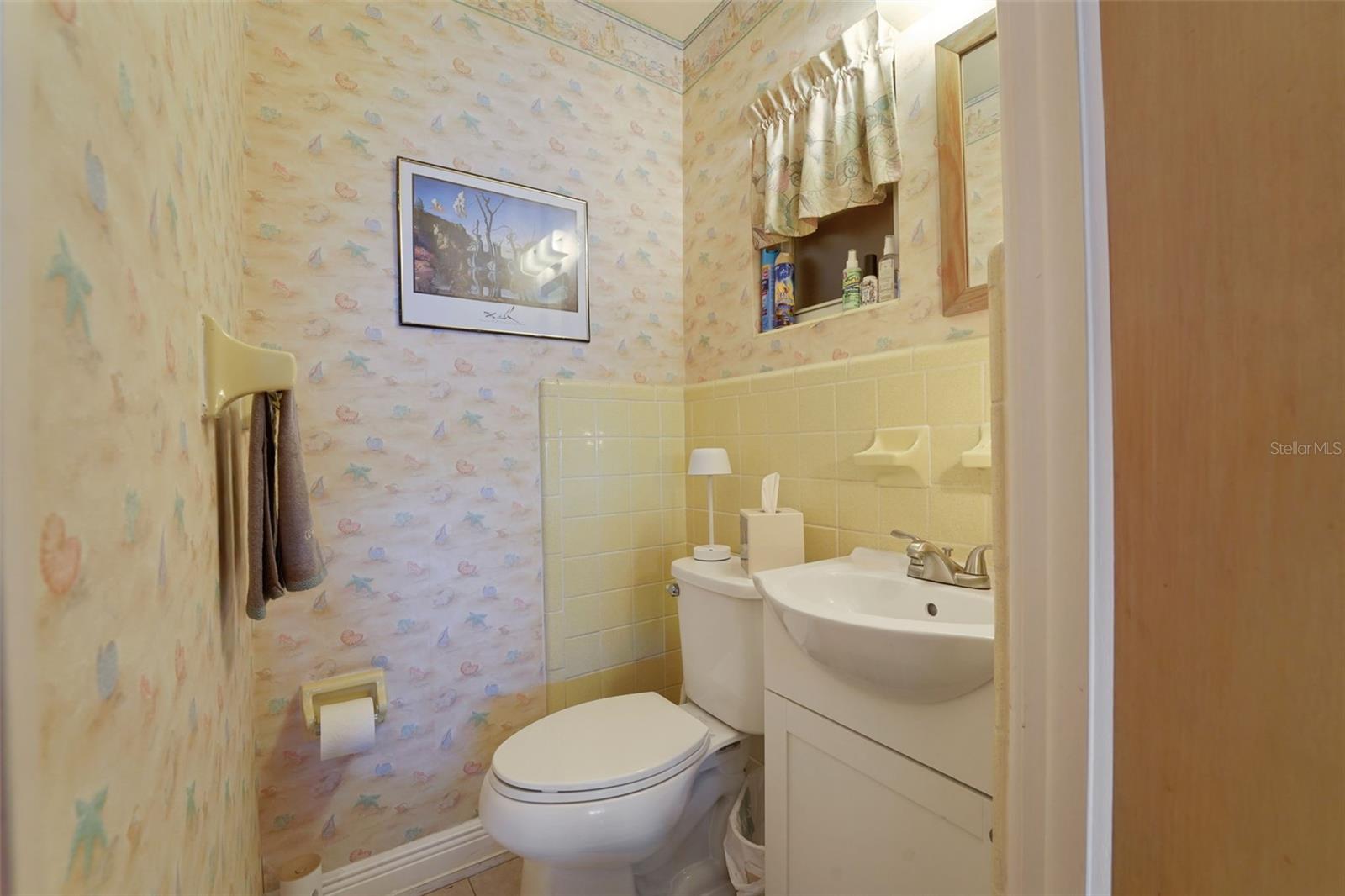 Image 33 of 63 For 7001 Skylane Drive