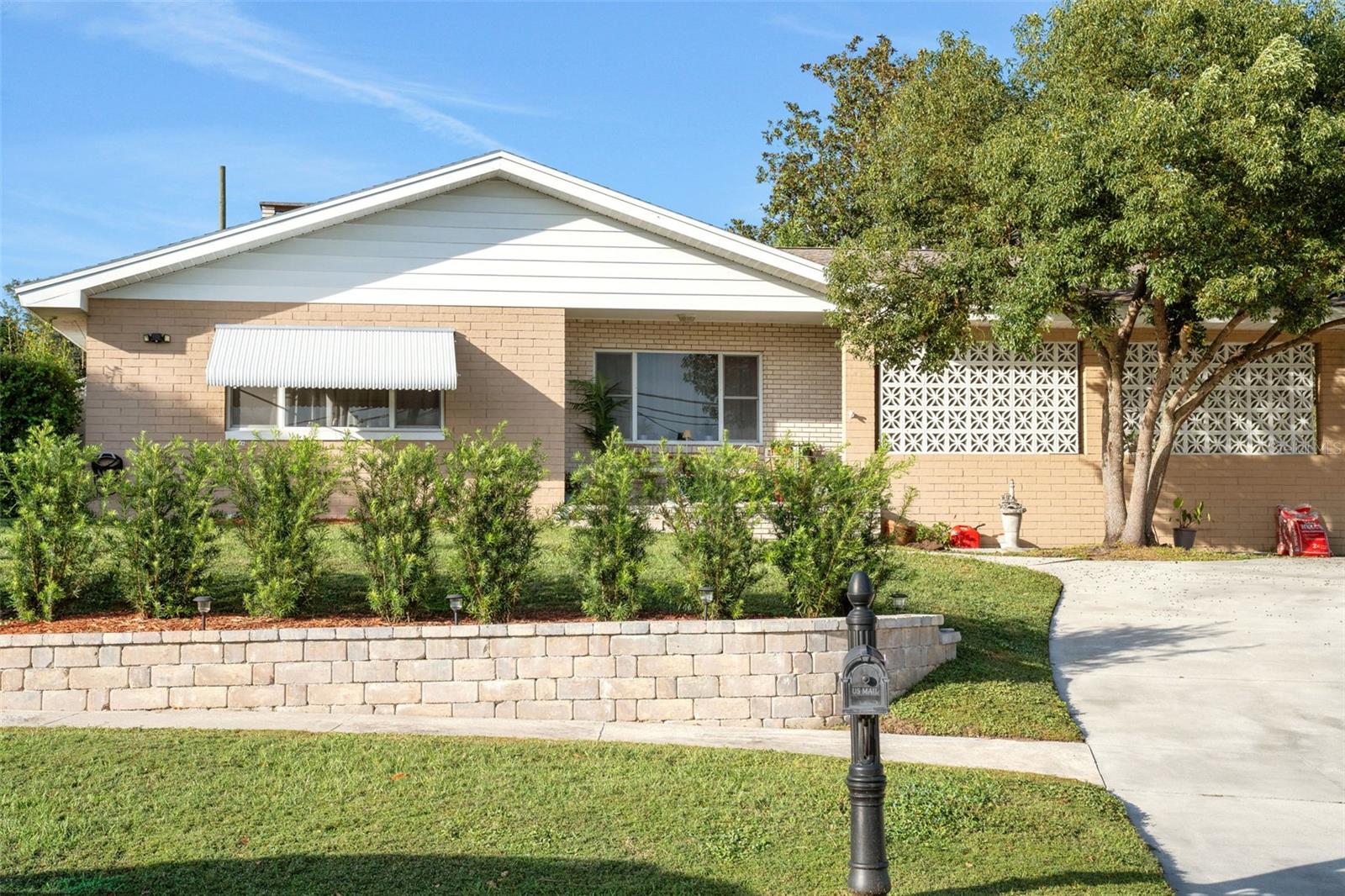 Image 37 of 63 For 7001 Skylane Drive