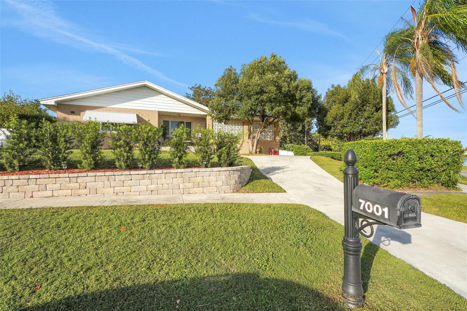 Image 38 of 63 For 7001 Skylane Drive