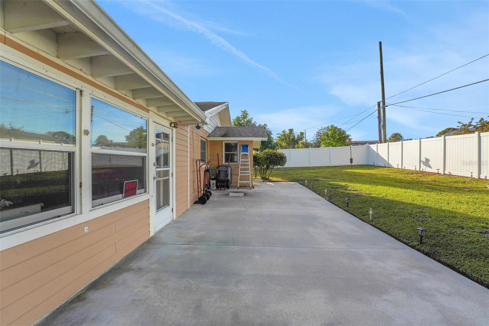 Image 49 of 63 For 7001 Skylane Drive