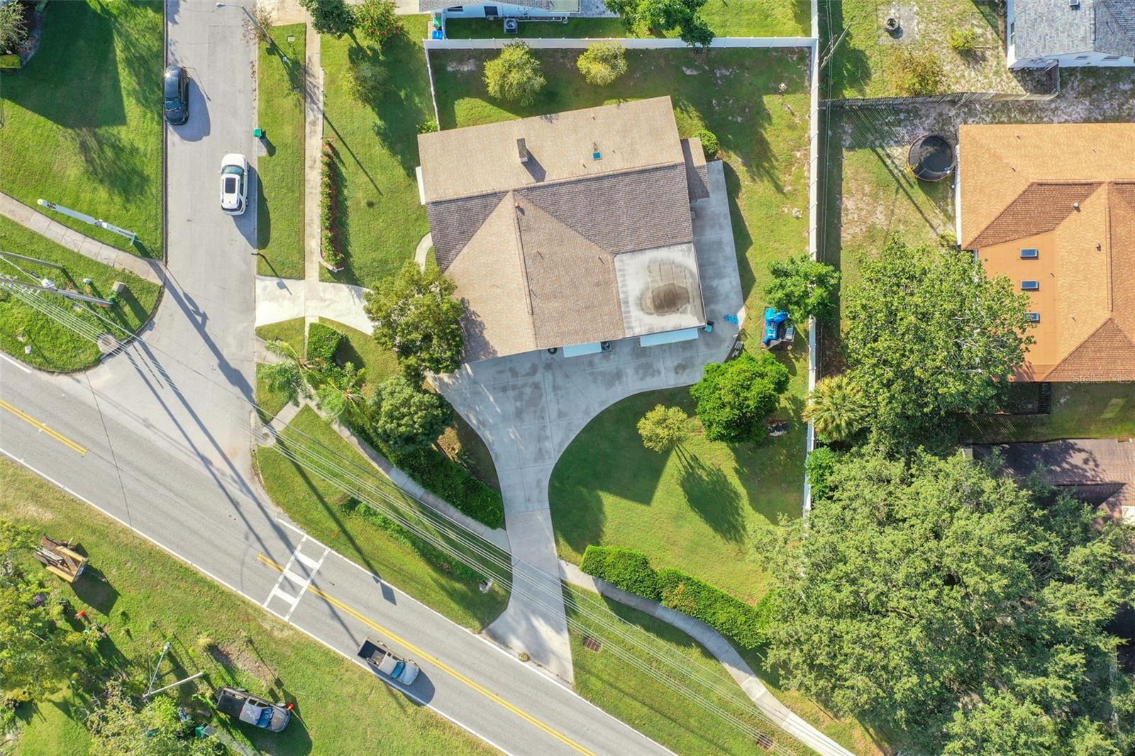 Image 50 of 63 For 7001 Skylane Drive