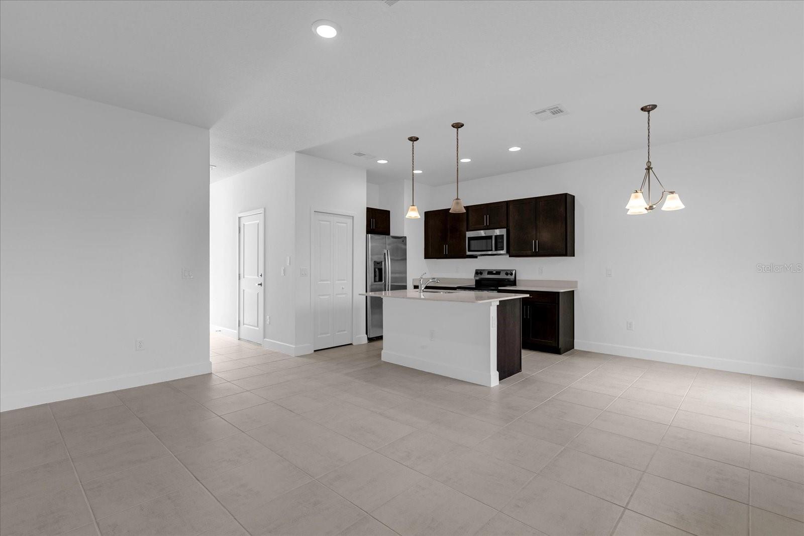 Image 8 of 21 For 1344 Captiva Cove