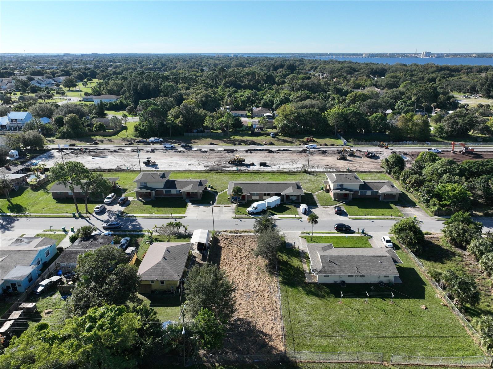 Image 13 of 23 For 478 Roosevelt Avenue