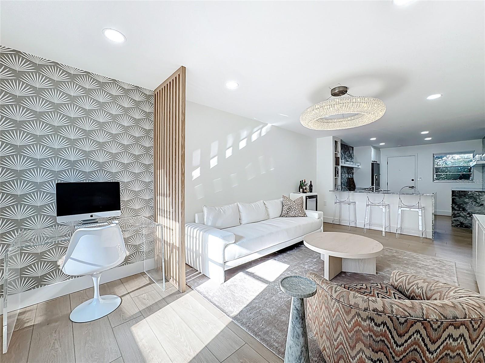 Image 21 of 33 For 4328 Edgewater Drive E103