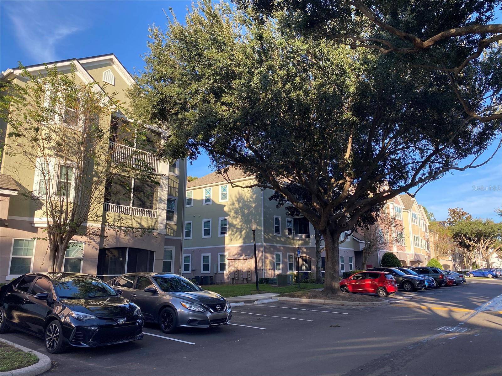 Image 6 of 7 For 6685 Queens Borough Avenue 207