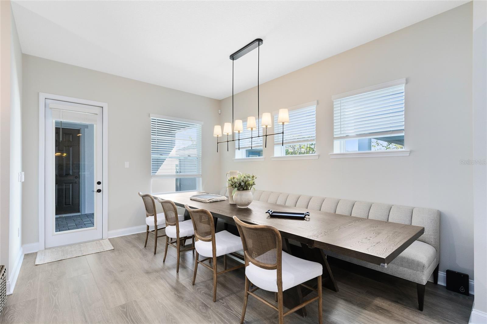 Image 10 of 50 For 8603 Dubochet Street