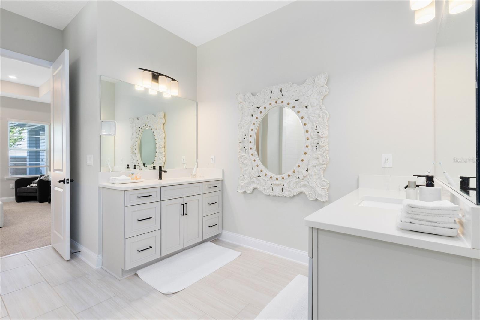 Image 13 of 50 For 8603 Dubochet Street