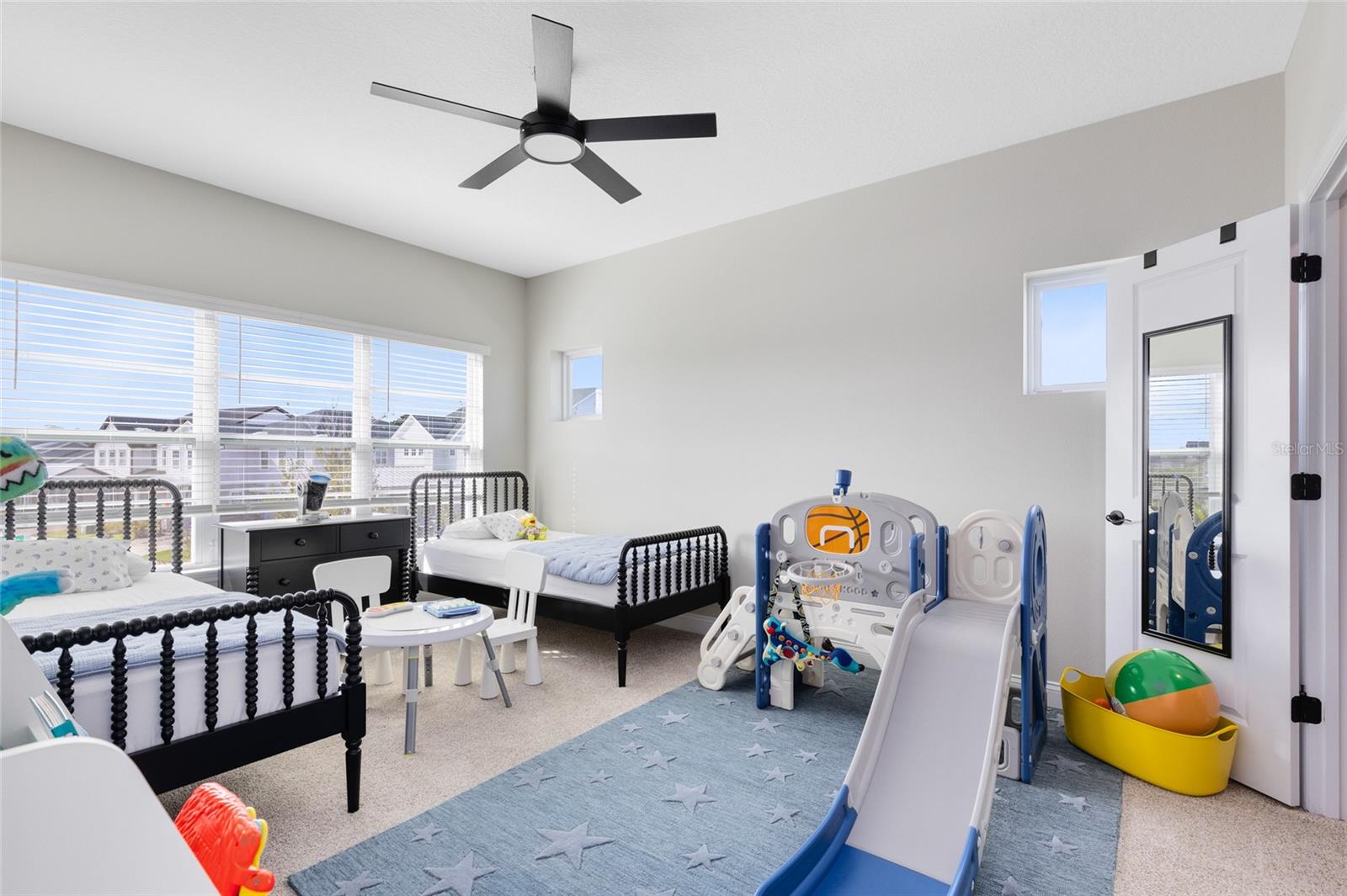 Image 27 of 50 For 8603 Dubochet Street