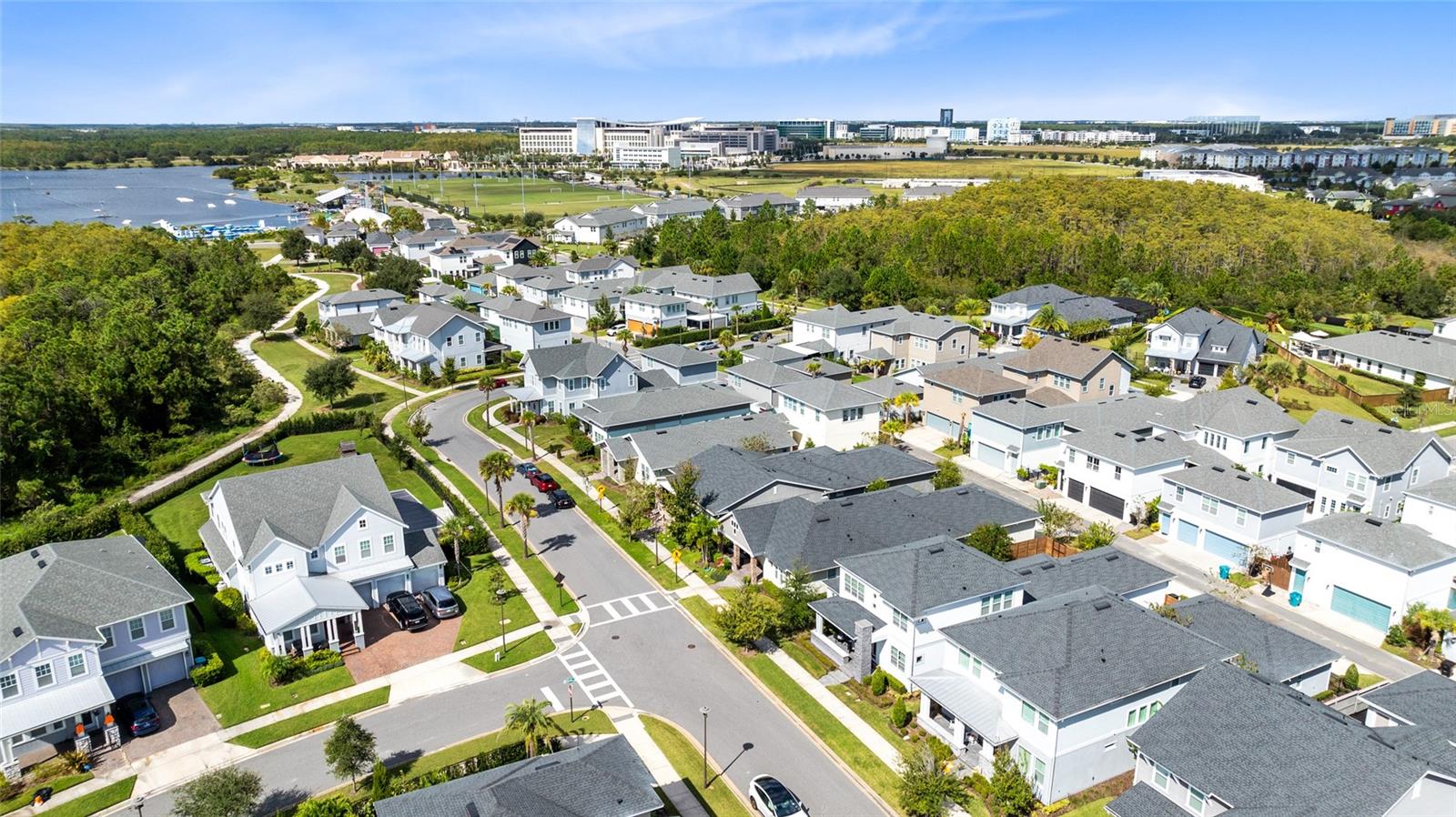 Image 36 of 50 For 8603 Dubochet Street