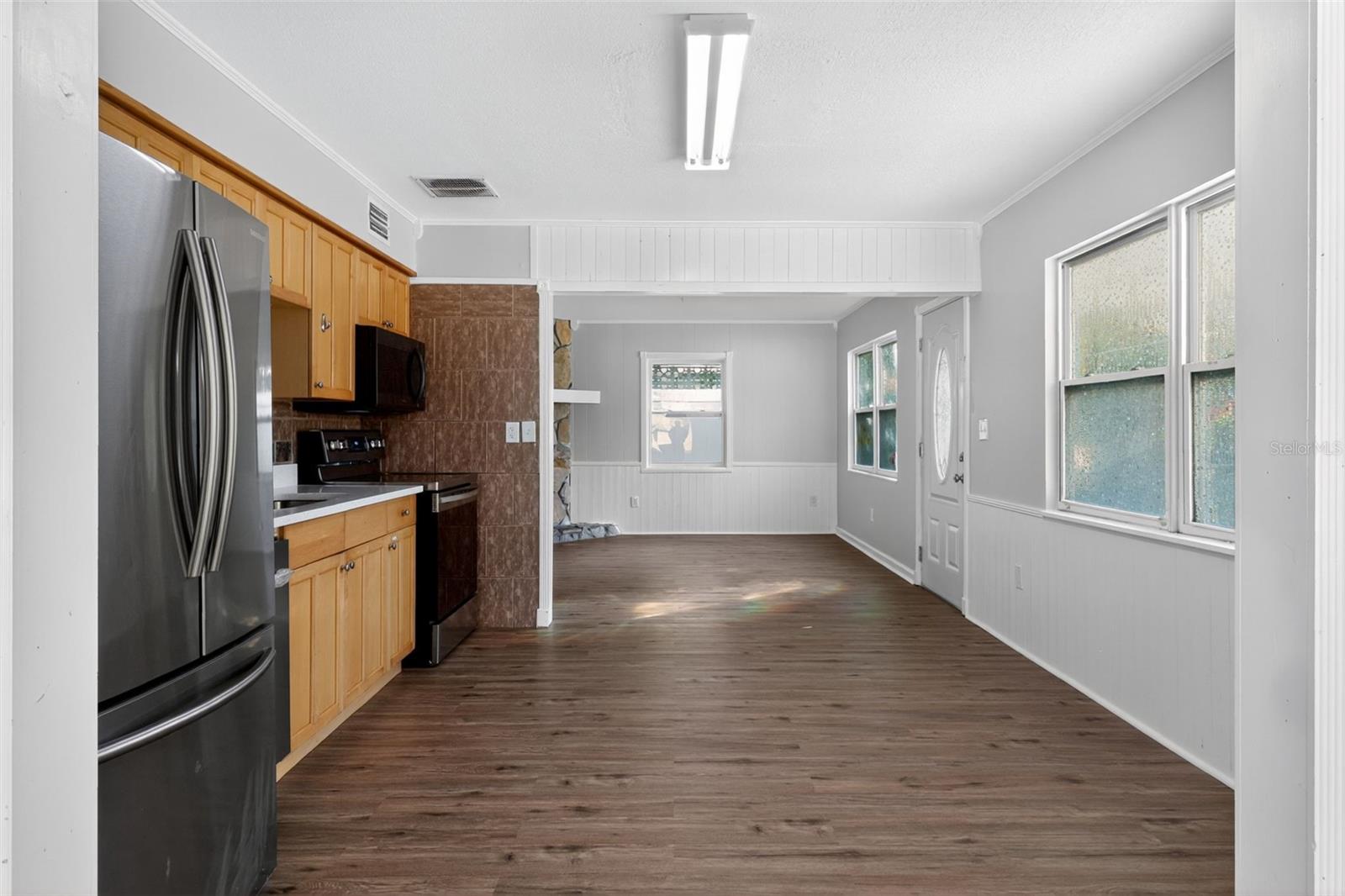 Image 10 of 25 For 1340 Overlea Street