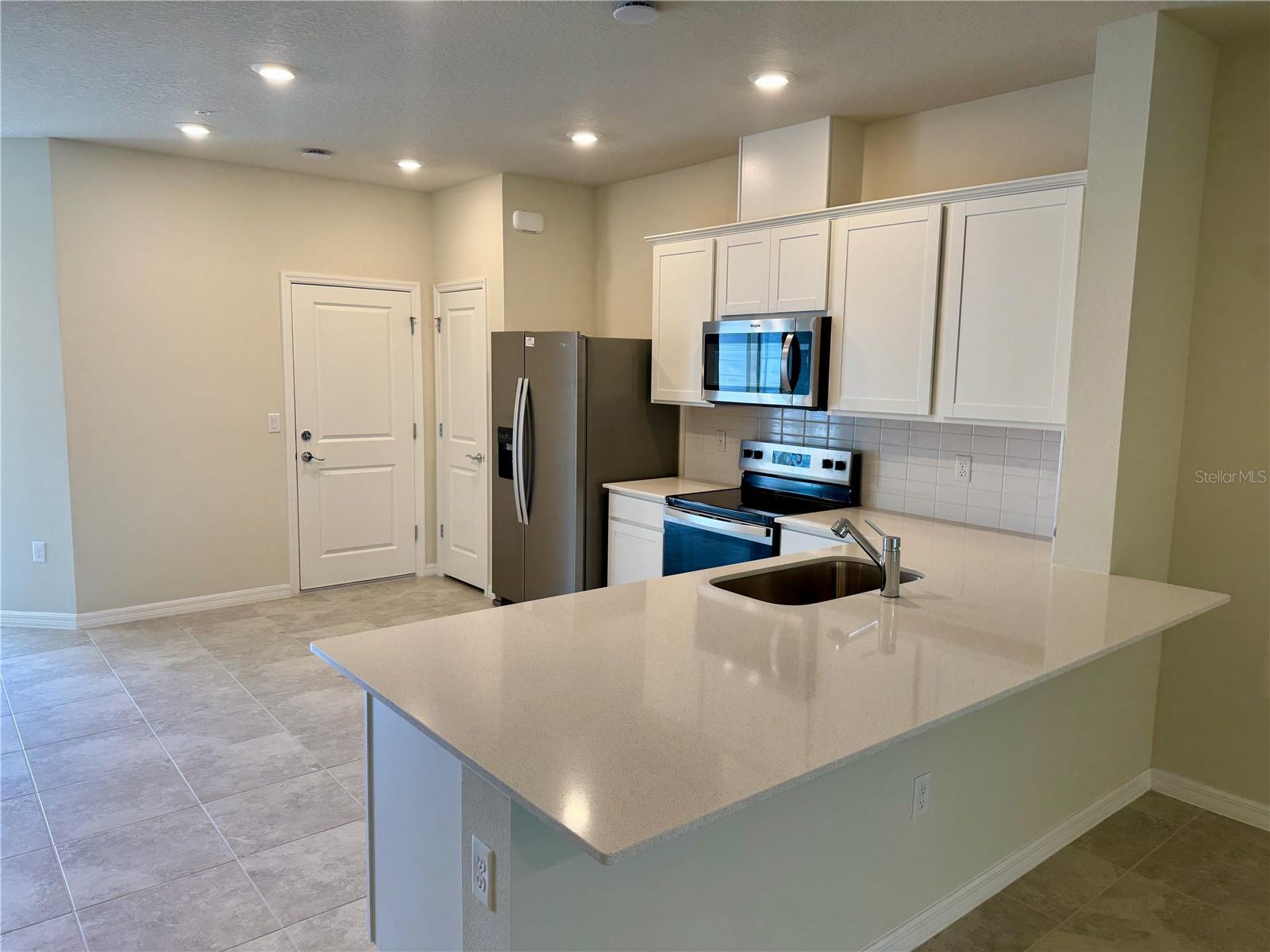 Image 3 of 24 For 3646 Oceanic Cove