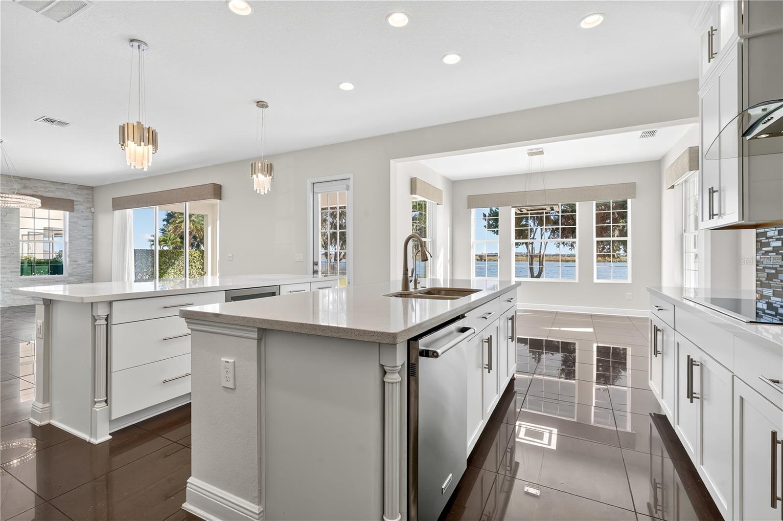 Image 19 of 66 For 15783 Tangerine Dream Court