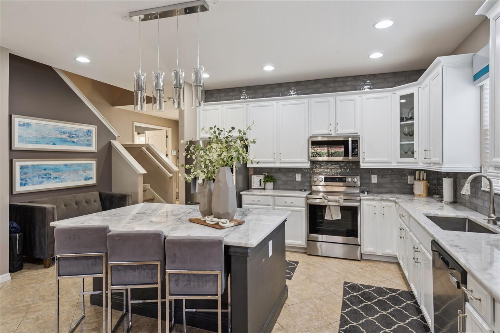 Image 12 of 32 For 7165 Ticklegrass Street