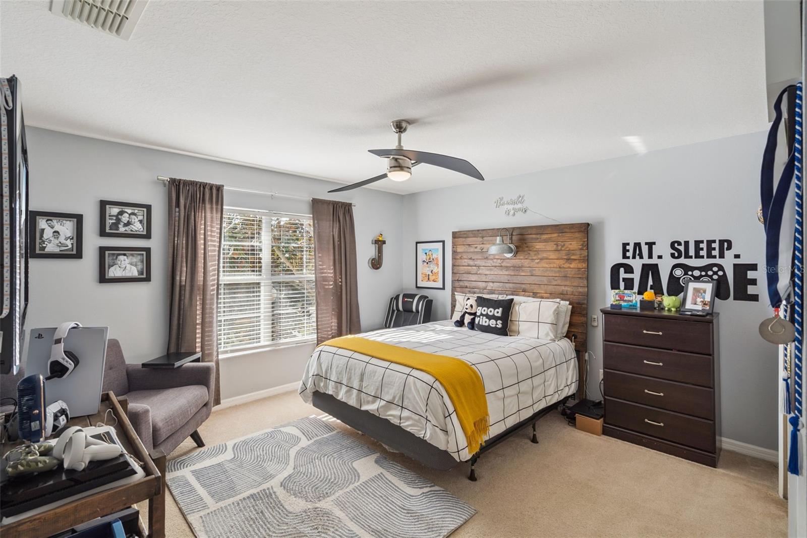 Image 22 of 32 For 7165 Ticklegrass Street