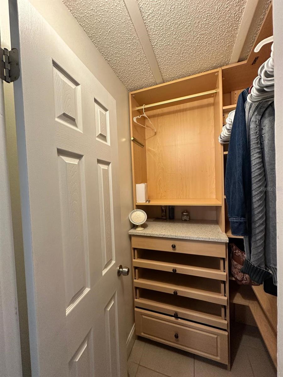 Image 24 of 32 For 173 Lake Drive