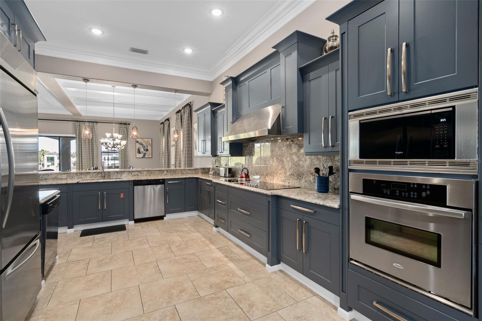 Image 20 of 100 For 415 Muirfield Loop