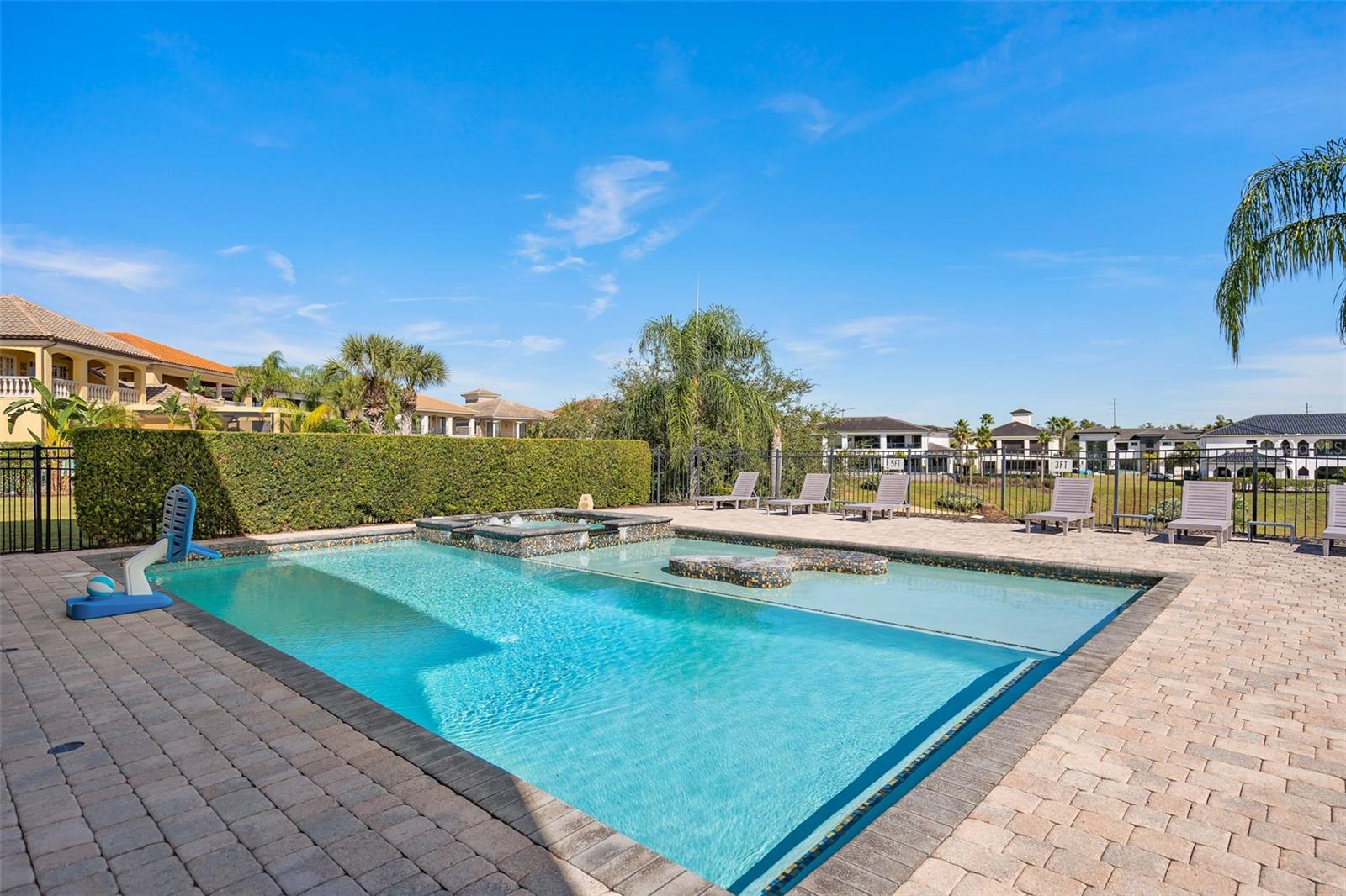 Image 29 of 100 For 415 Muirfield Loop