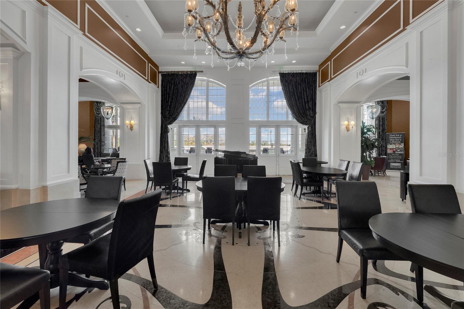 Image 93 of 100 For 415 Muirfield Loop