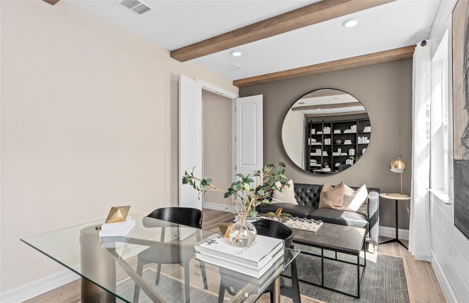 Image 7 of 43 For 6798 Willow View Avenue