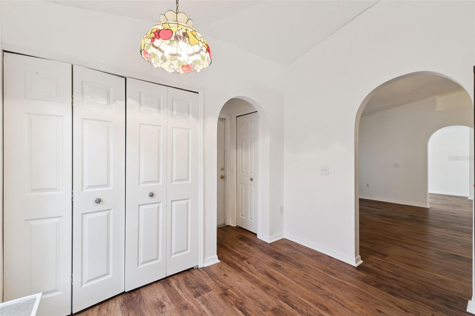 Image 27 of 41 For 446 Regal Downs Circle