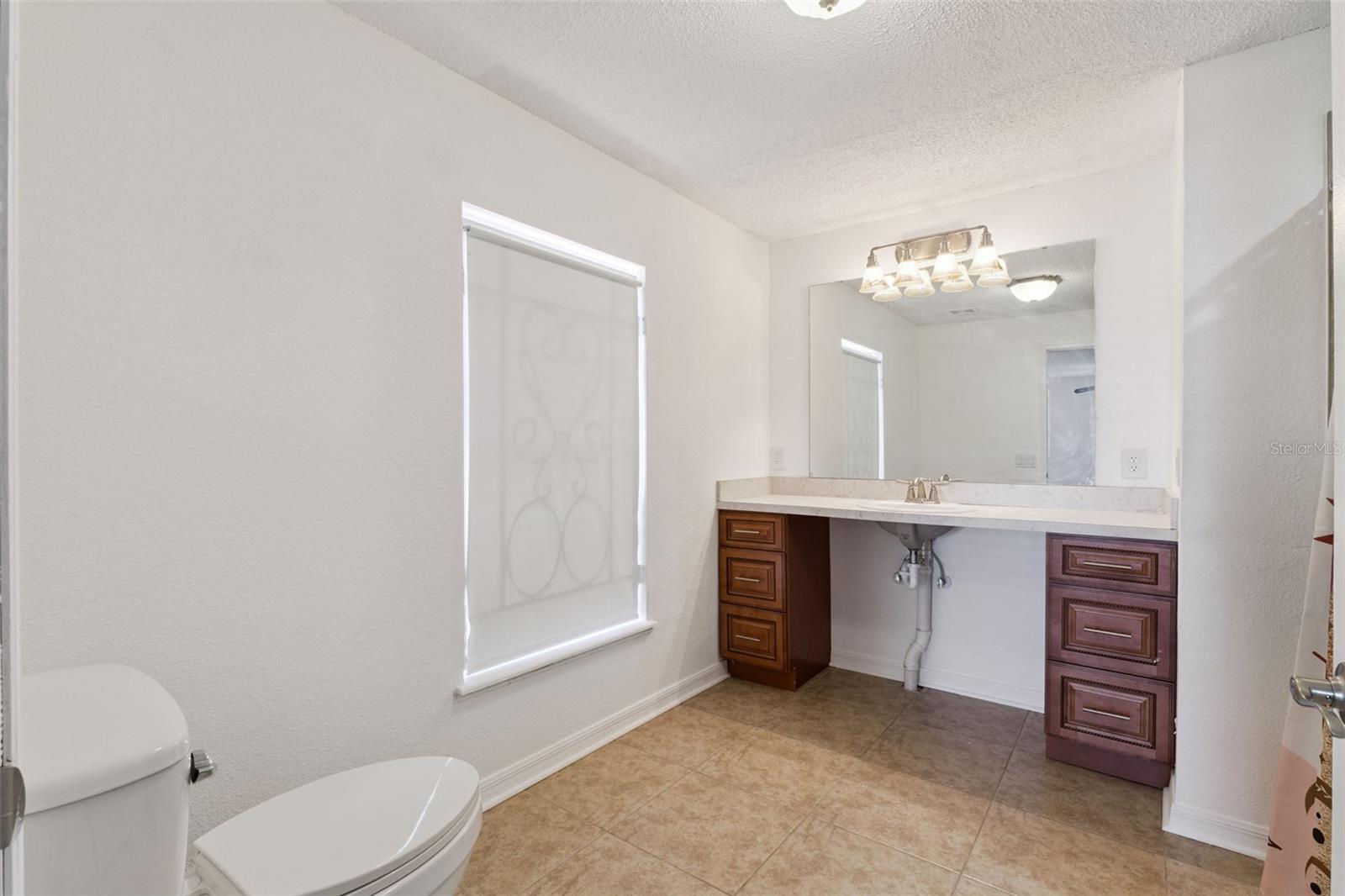 Image 29 of 41 For 446 Regal Downs Circle