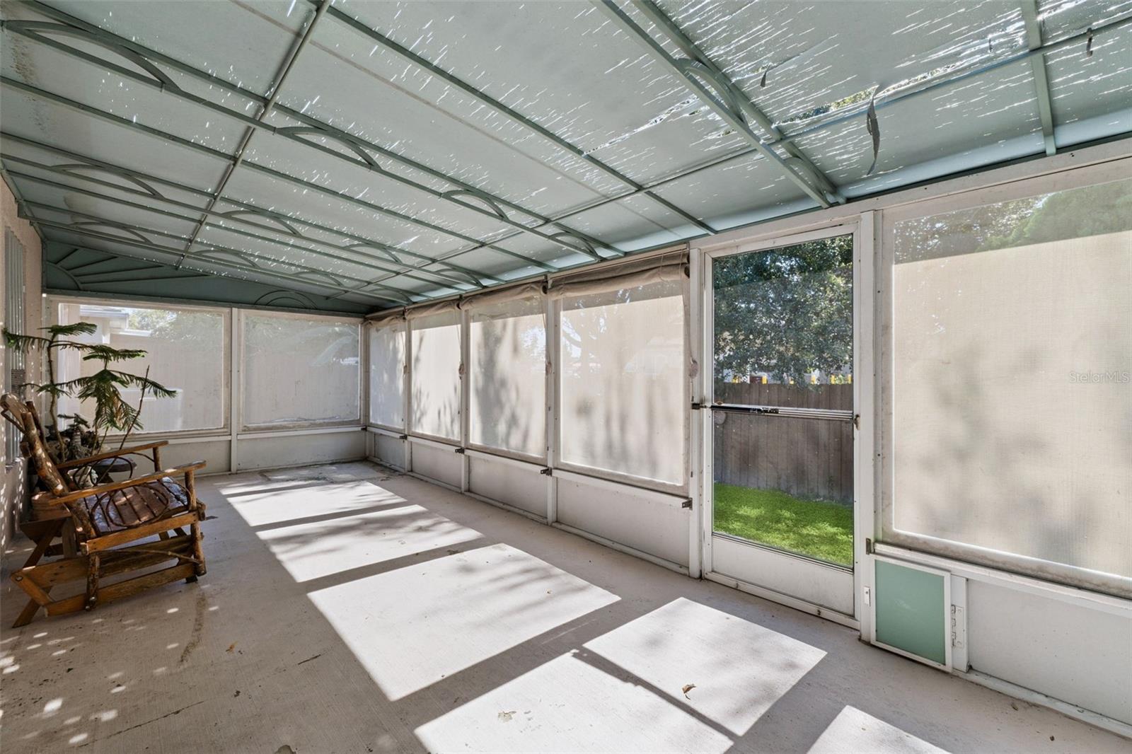 Image 30 of 41 For 446 Regal Downs Circle