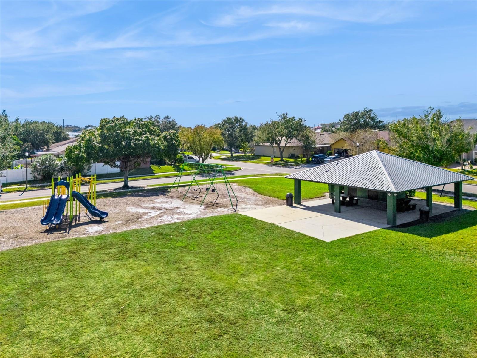 Image 40 of 41 For 446 Regal Downs Circle