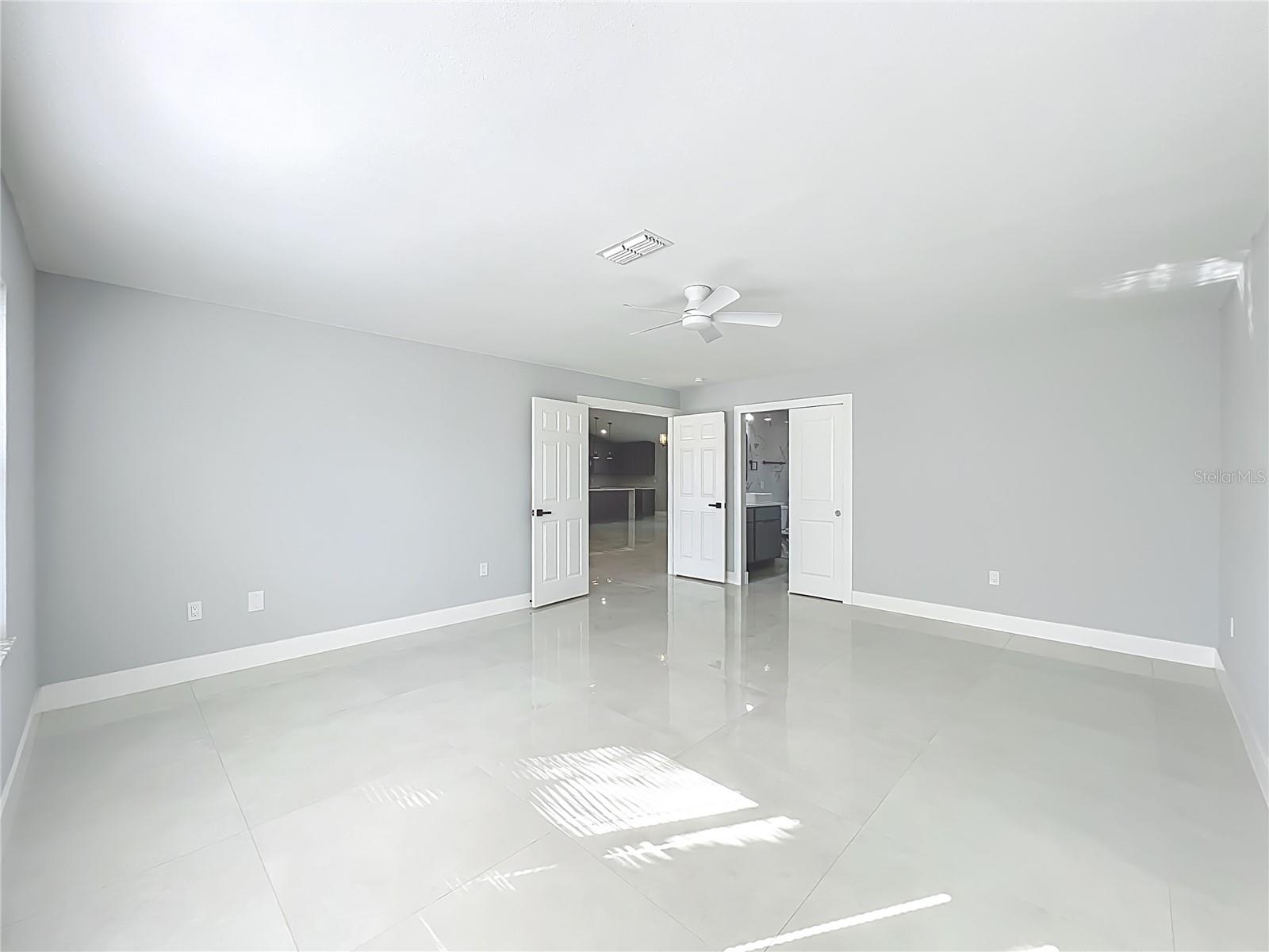 Image 25 of 70 For 1911 Academy Street Ne