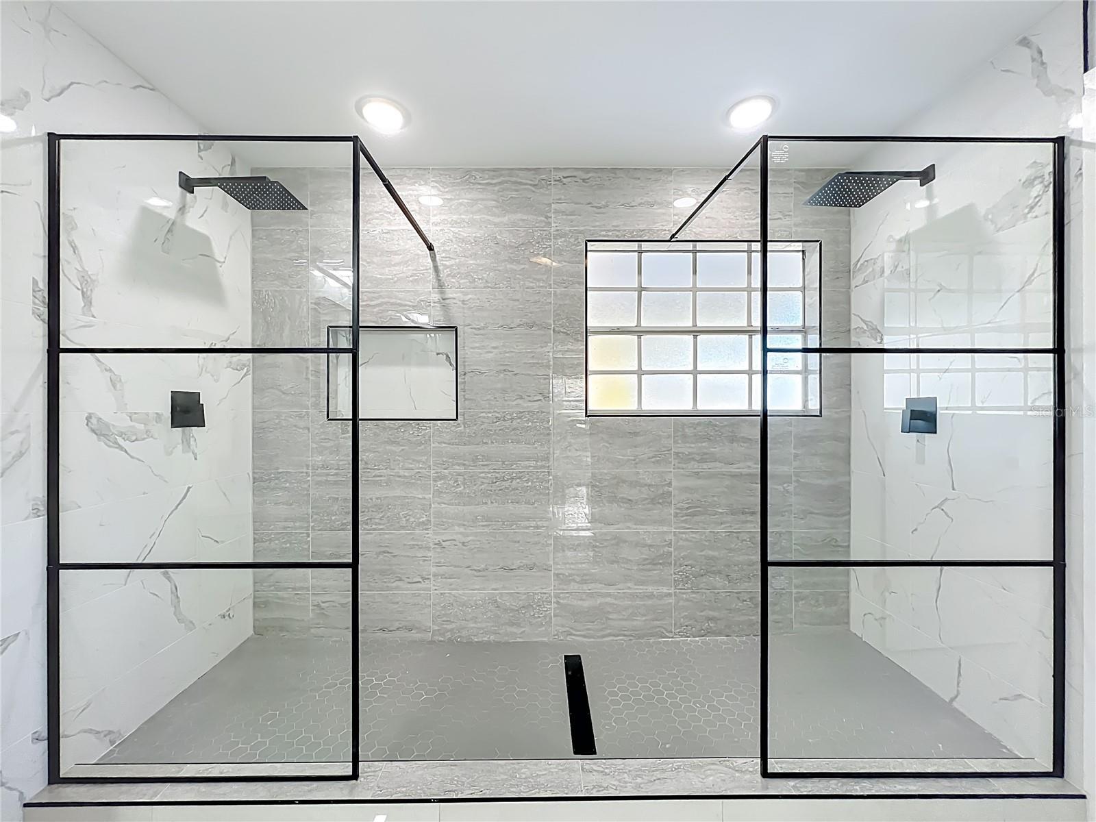 Image 29 of 70 For 1911 Academy Street Ne