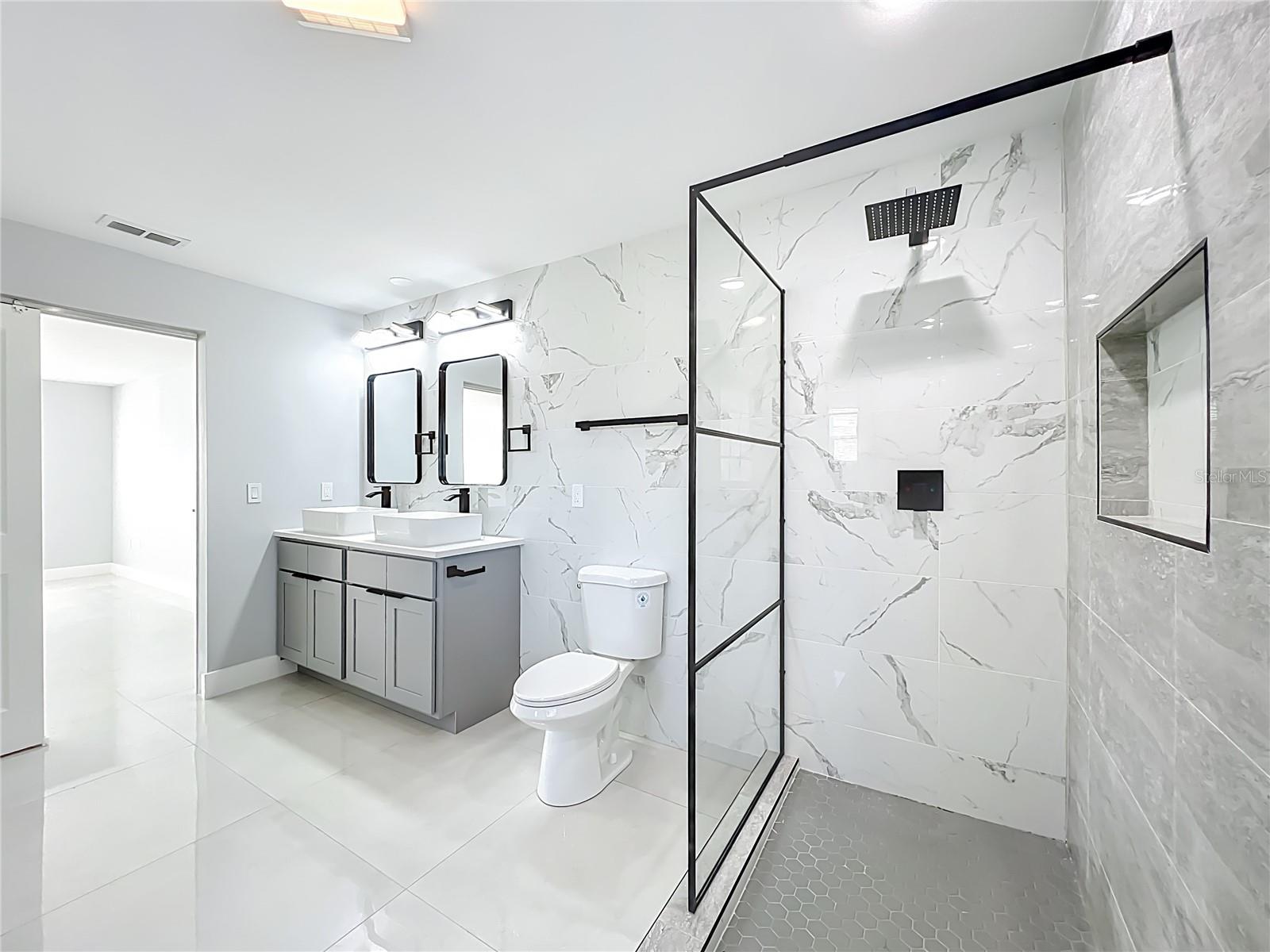 Image 30 of 70 For 1911 Academy Street Ne